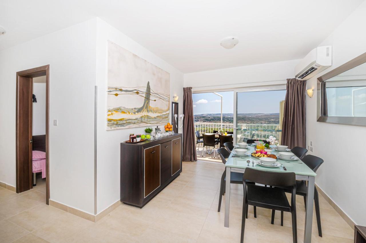 Summer Breeze Penthouse With Private Hot Tub & Terrace With Panoramic Views, By Getawaysmalta Мелліха Екстер'єр фото