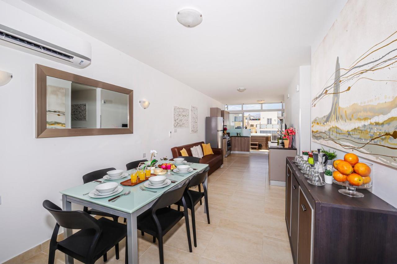Summer Breeze Penthouse With Private Hot Tub & Terrace With Panoramic Views, By Getawaysmalta Мелліха Екстер'єр фото