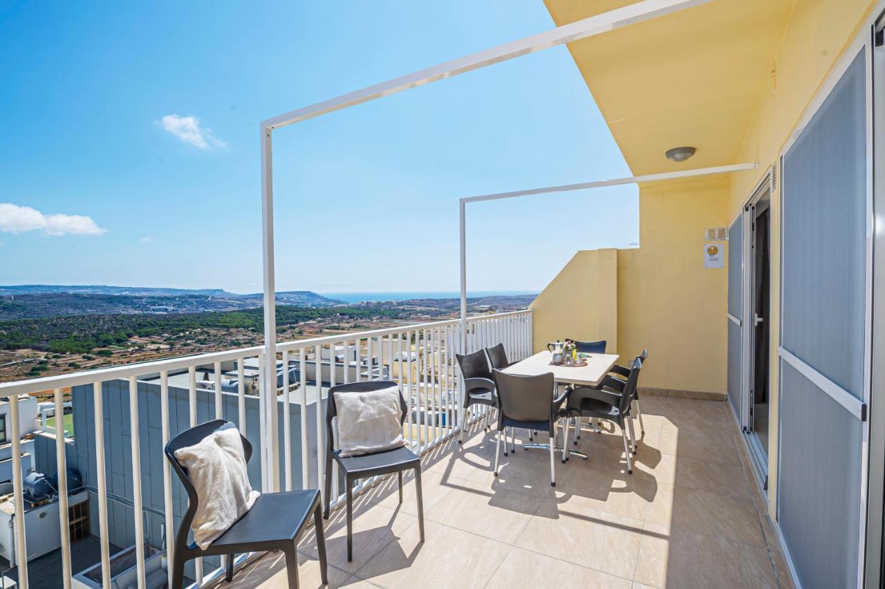 Summer Breeze Penthouse With Private Hot Tub & Terrace With Panoramic Views, By Getawaysmalta Мелліха Екстер'єр фото